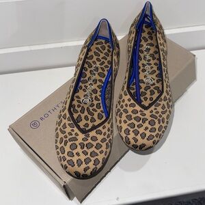 NIB Rothy’s spotted leopard round toe red stripe shoes